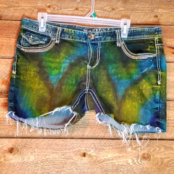 Maurices Pants - Maurices Custom Dyed Cut Off Shorts Size 11/12